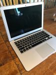 Apple MacBook Air 2015 with Intel Core i5, 1.6GHz, (13-inch, 4GB,128GB SSD) - Silver