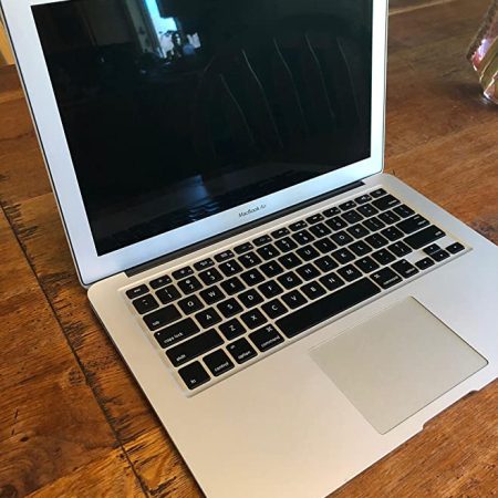 Apple MacBook Air 2015 with Intel Core i5, 1.6GHz, (13-inch, 4GB,128GB SSD) - Silver